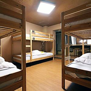 Studio met een King Size Bed